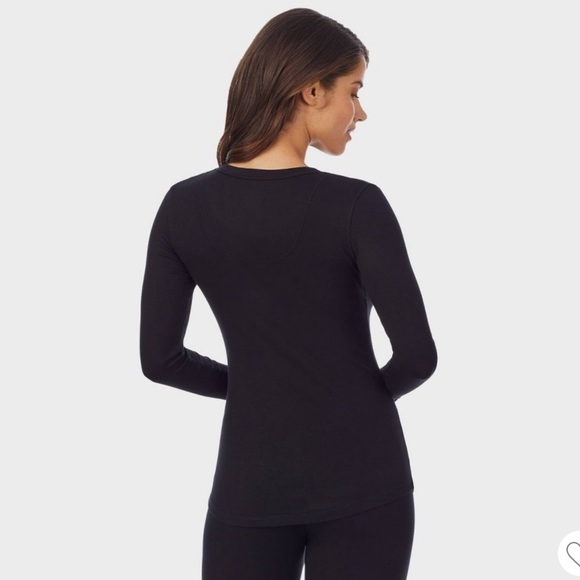 NWT cuddle Duds Women's Long Sleeve crew. Warm essentials size S and size M. - Picture 2 of 5